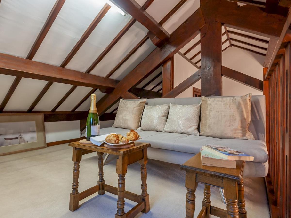 Farmhouse Barn - Rustic Luxury For Families -Leeds Pass The Keys Villa Pudsey Ngoại thất bức ảnh